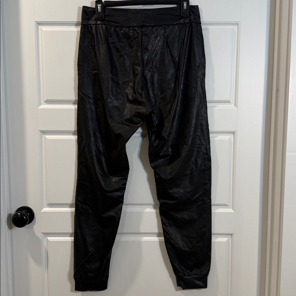 Commando FAUX LEATHER JOGGER black Medium - Picture 9 of 9